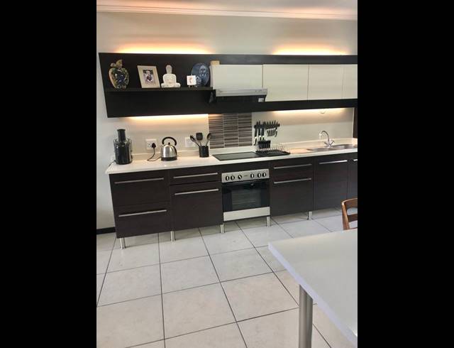 2 BEDROOM TOWNHOUSE SOLD IN GLENVISTA